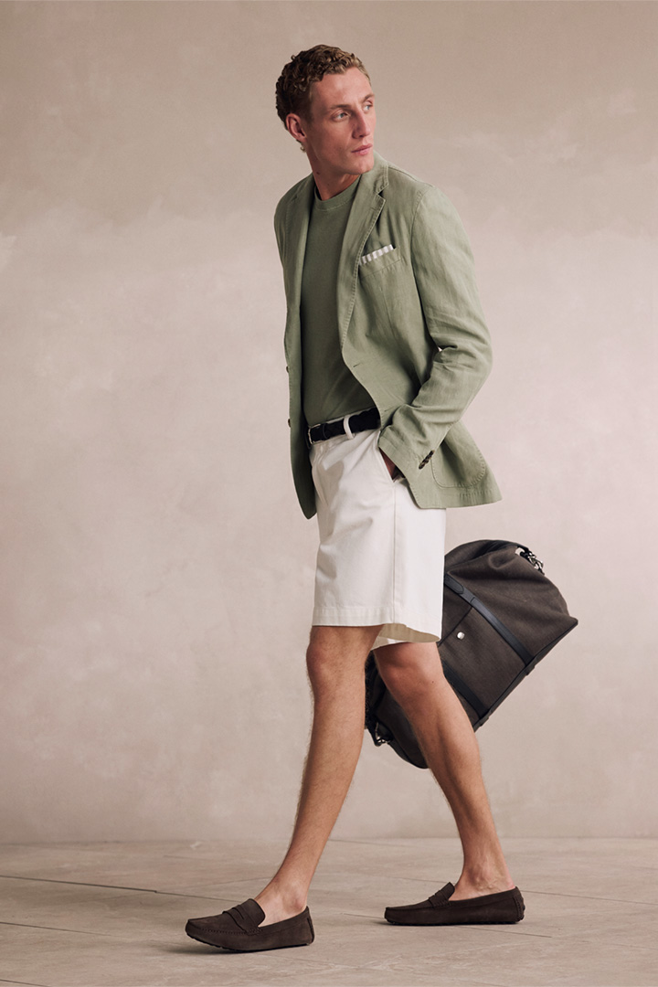 Führt zu Look-Detailseite „Shop the look“