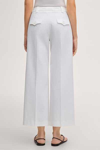 Baumwollstretch-Gabardine-Culotte-Hose in Weiß