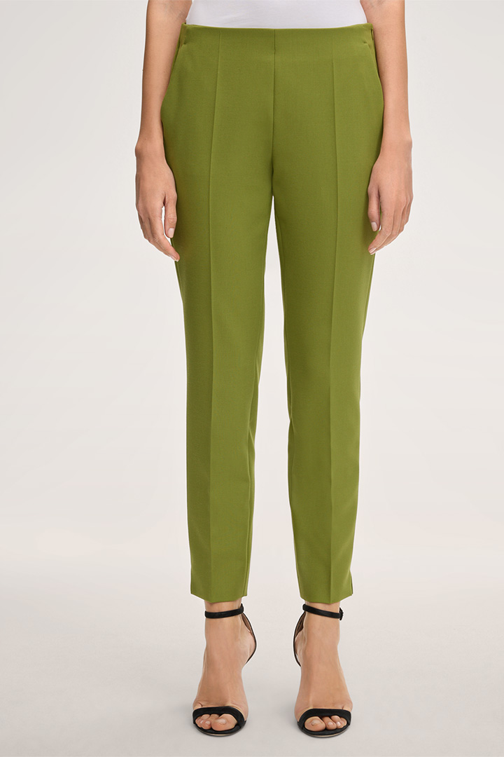 Leads to product detail page "Crêpe Suit Trousers in Green"