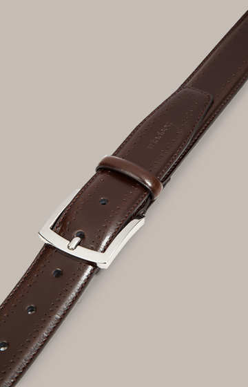 Leather belt in dark brown