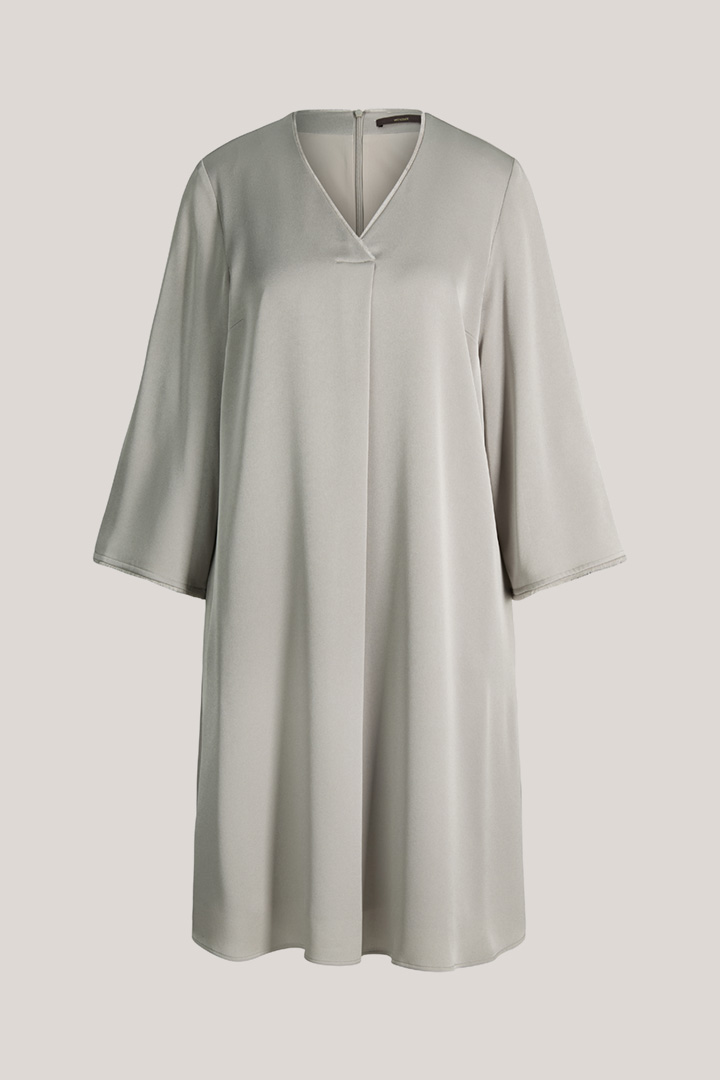 Führt zu Produktdetailseite „Crepe-Kleid in A-Linie in Salbeigrün"