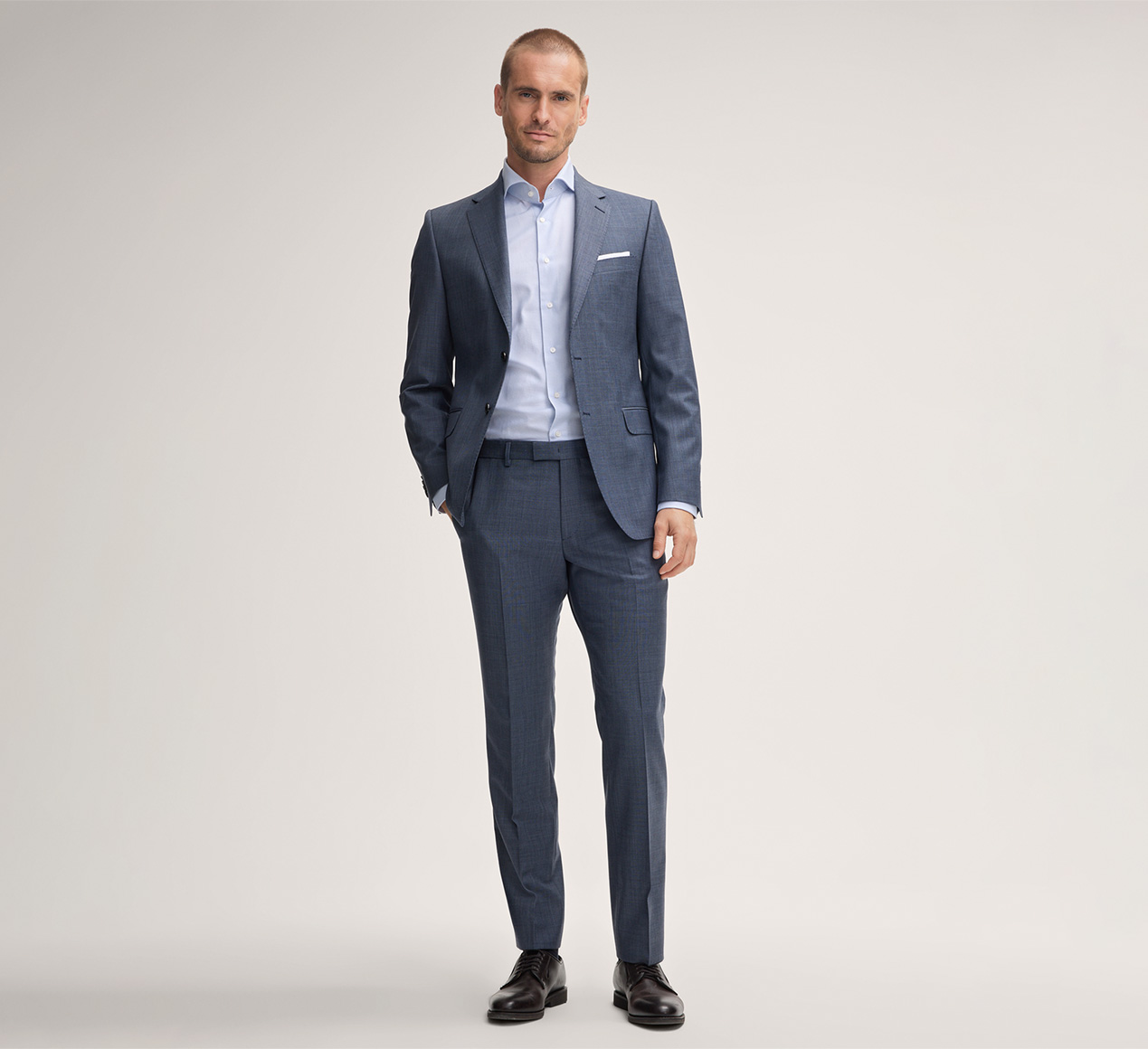 windsor. präsentiert das Produkt Baumwoll-Hemd Trivo Hellblau-Weiss meliert aus der Kategorie Hemden