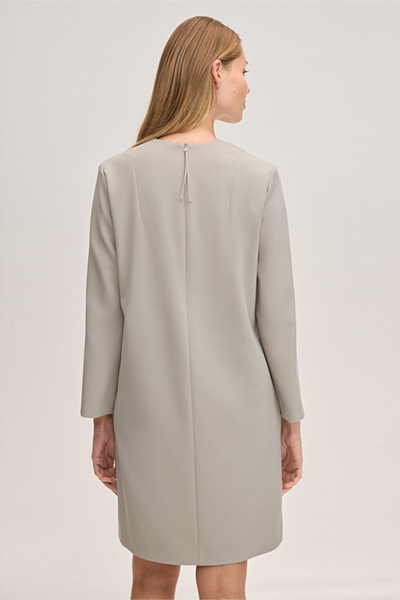 Crepe-Shift-Kleid in A-Linie in Beige