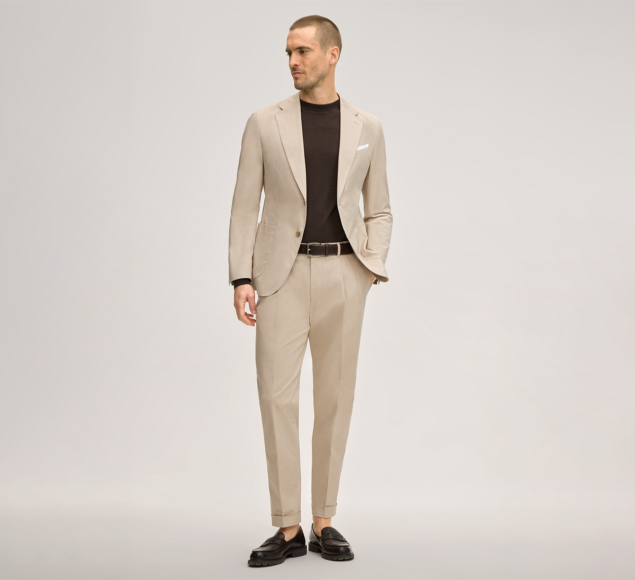 windsor. presents the product Sapo Modular Trousers with Waist Pleats in a Cotton Blend in Beige from the category Trousers & Jeans