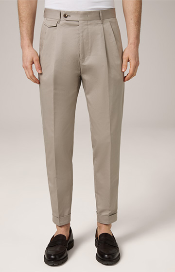 Chino Sapo en coton à pinces, en gris-beige