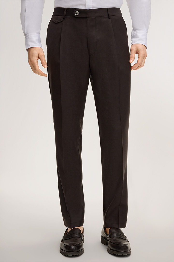 Führt zu Produktdetailseite „Schurwoll-Baukasten-Hose Silvi mit Bundfalte in Braun"