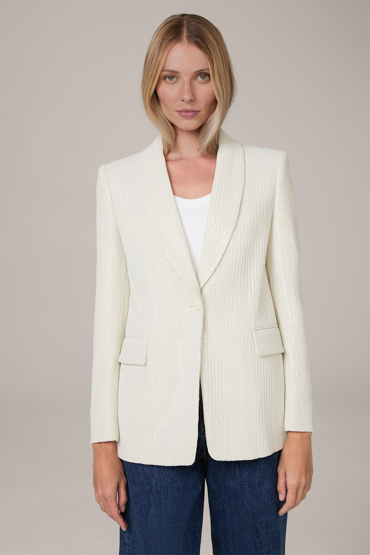 Pailletten-Chiffon-Smokingblazer in Ecru