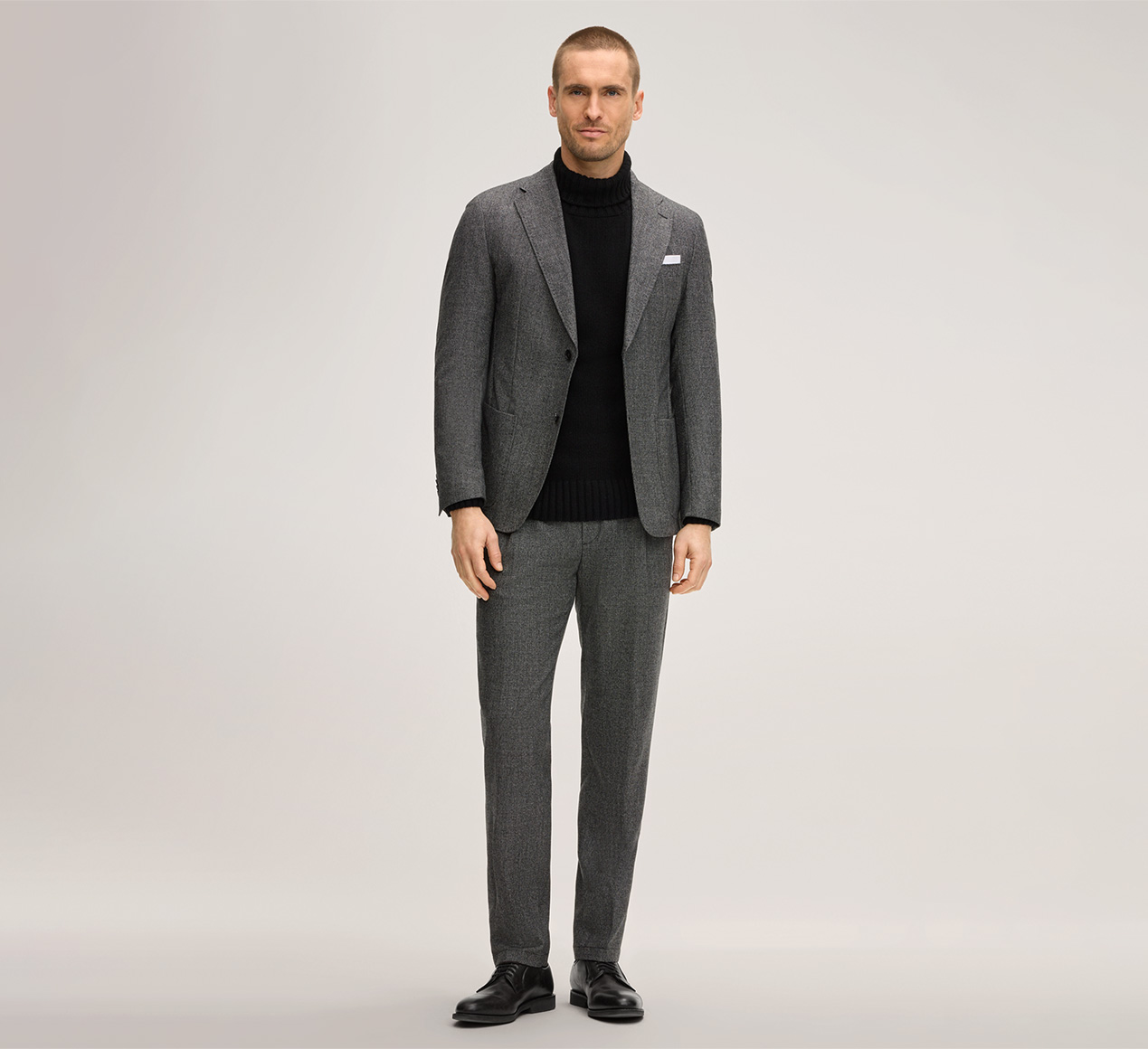 windsor. präsentiert das Produkt Schurwoll-Baukasten-Hose Flomo mit Bundfalte in Anthrazit strukturiert aus der Kategorie Hosen & Jeans