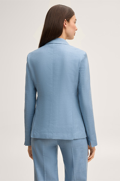 Leads to product detail page "Light blue stretch linen blazer"