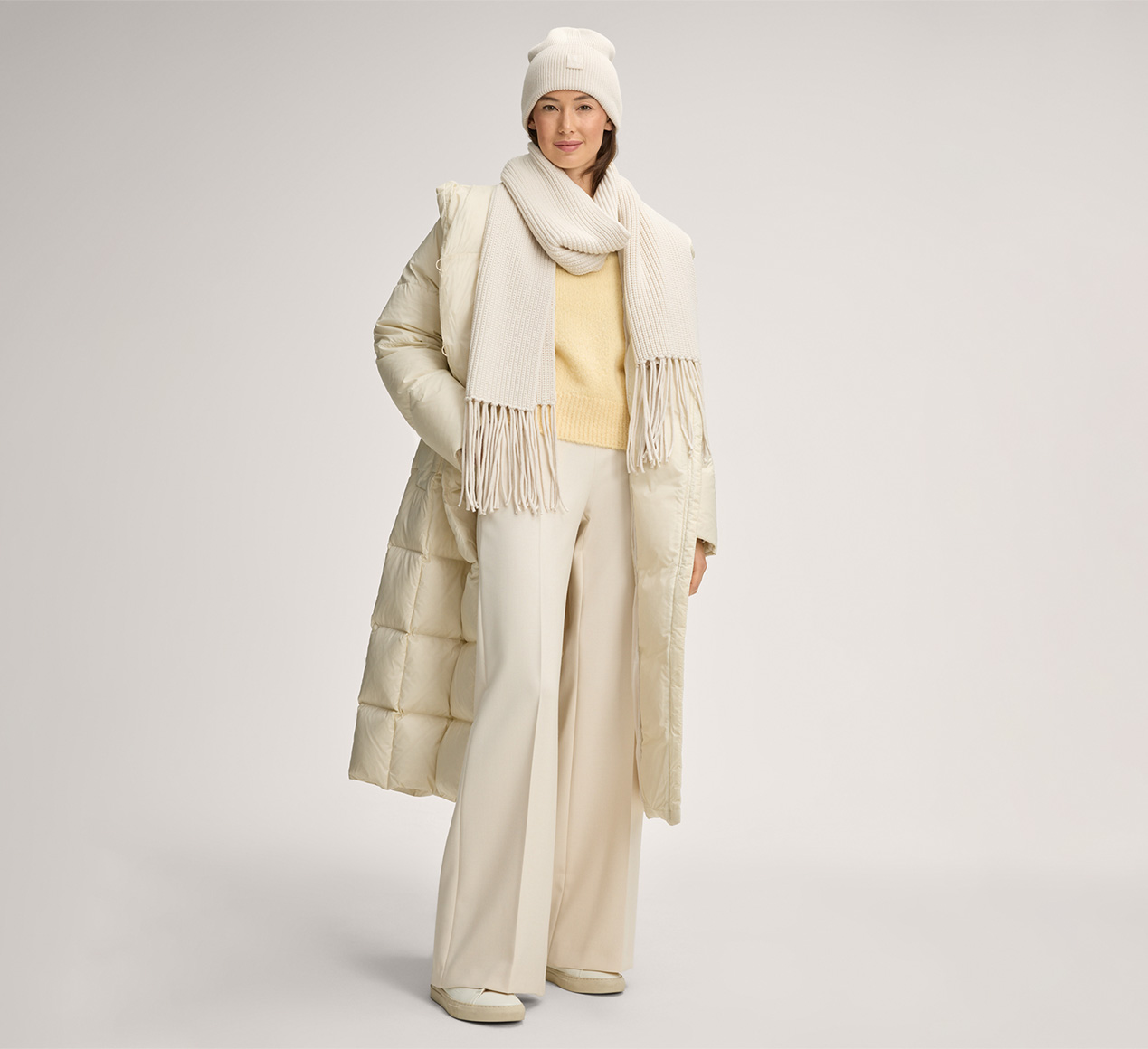 windsor. präsentiert das Produkt Crêpe-Marlene-Hose in Creme aus der Kategorie Hosen & Jeans