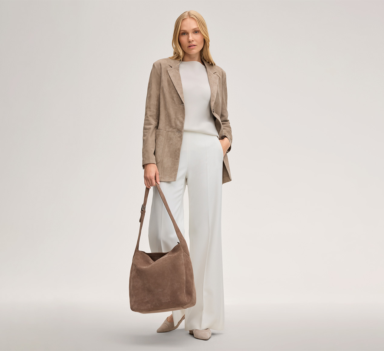 windsor. presents the product Lambskin Suede Blazer in Taupe from the category Blazers & Waistcoats