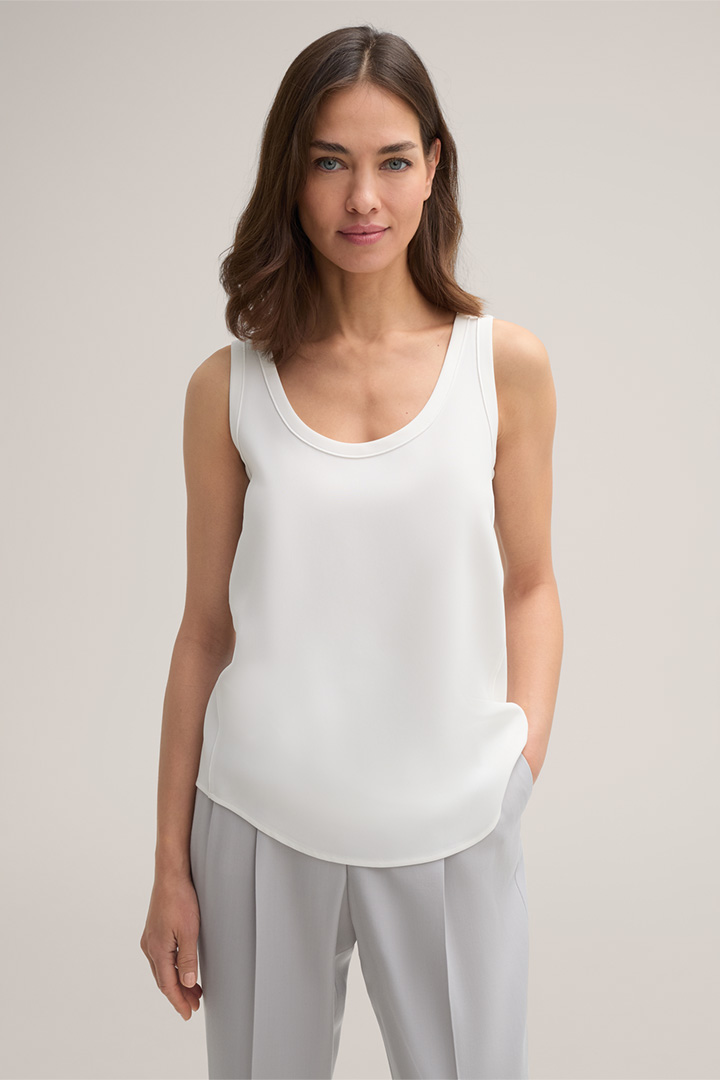 Haut façon blouse en crêpe, écru