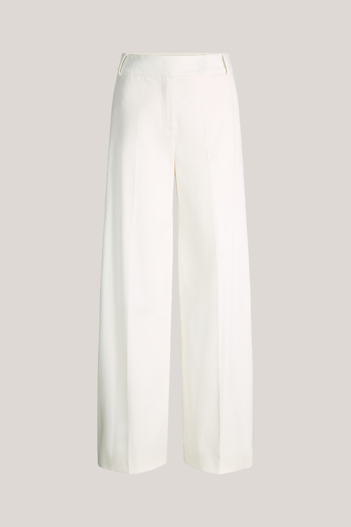 Führt zu Produktdetailseite „Double-Baumwollstretch-Marlene-Hose in Ecru"