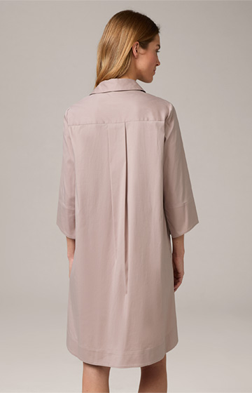 Baumwollstretch-Kleid mit Hemdkragen in Taupe