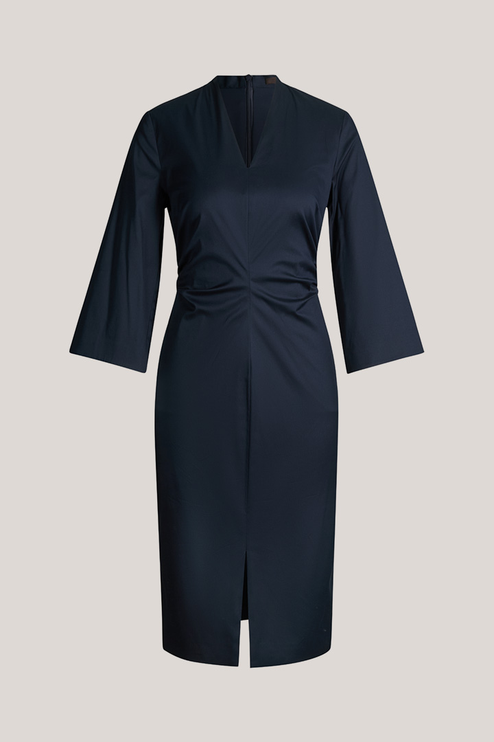 Führt zu Produktdetailseite „Baumwollstretch-Etui-Kleid in Navy"