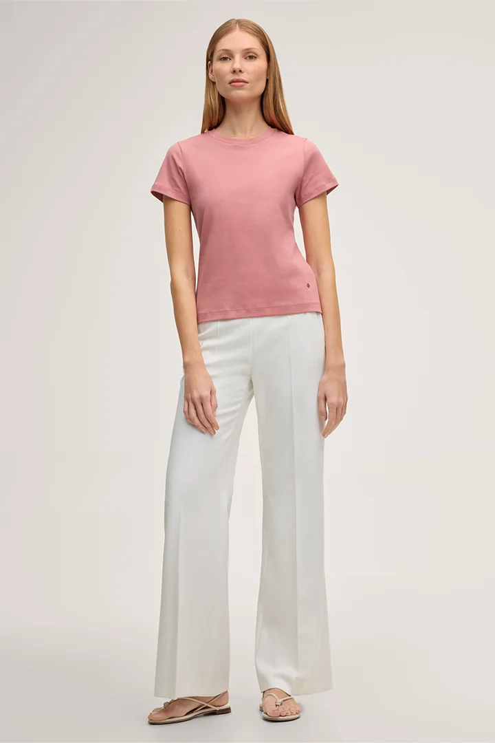 Leads to product detail page "Cotton interlock T-shirt in pink"