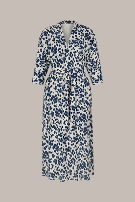 Robe longue imprimée en viscose et soie, en écru et bleu à motif