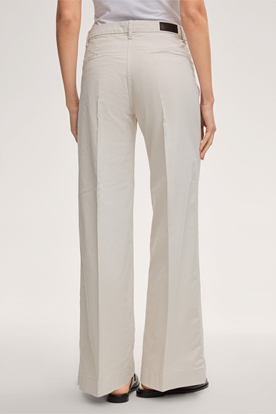 Baumwollstretch-Marlene-Hose in Ivory