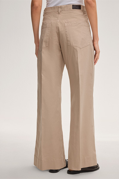 Baumwollstretch-Marlene-Hose in Taupe