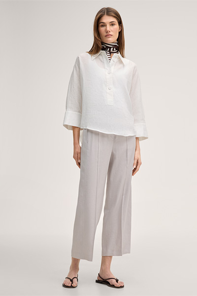 Leinen-Hemdbluse mit Umlegekragen in Ecru