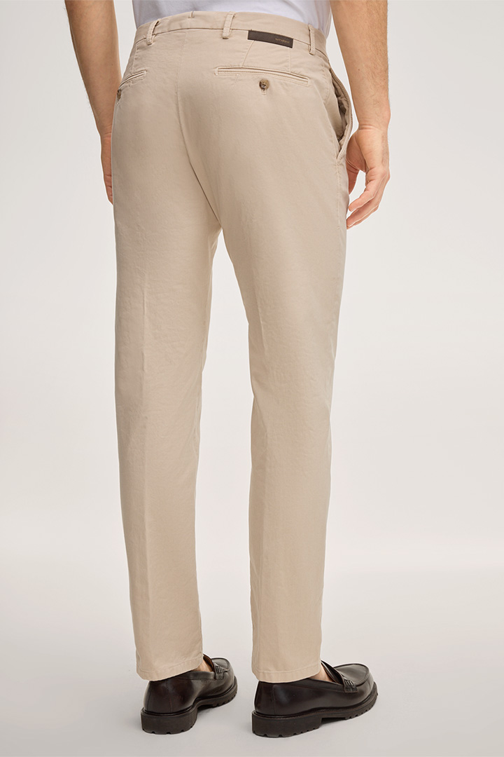 Cino Chinos in Cotton with Waist Pleats in Beige