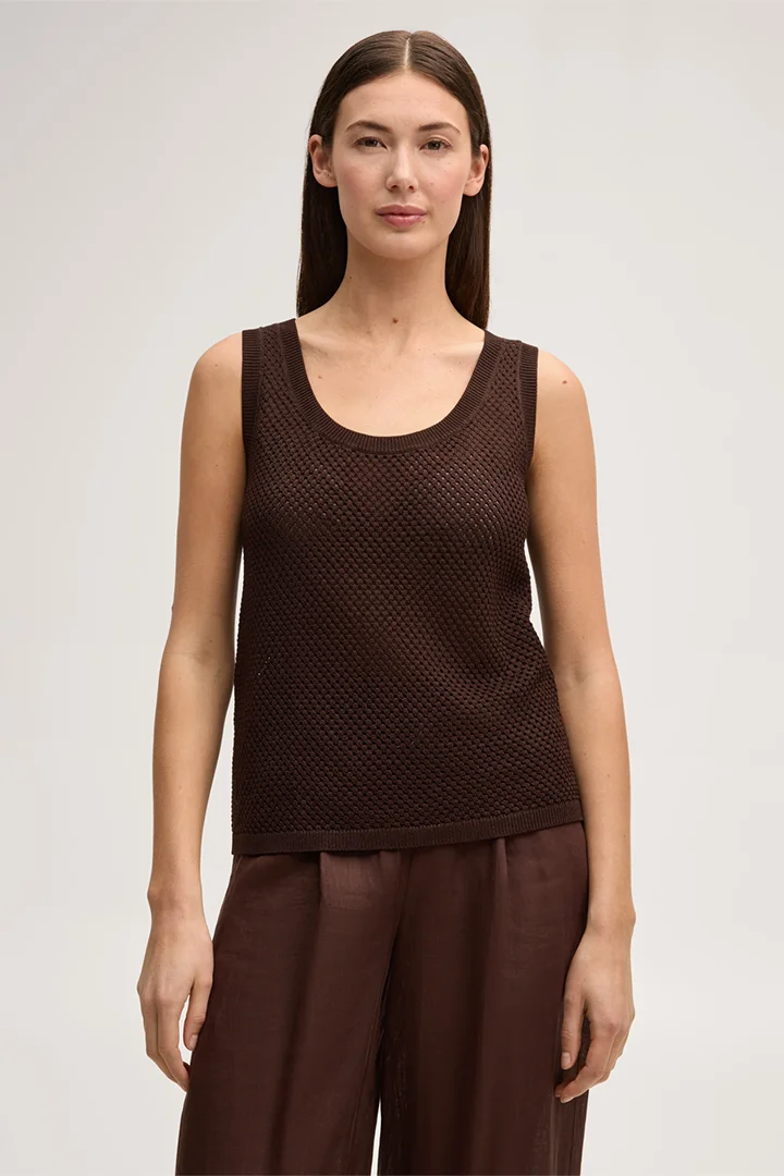 Führt zu Produktdetailseite „Viskosemix-Strick-Top mit Netzstruktur in Dunkelbraun"