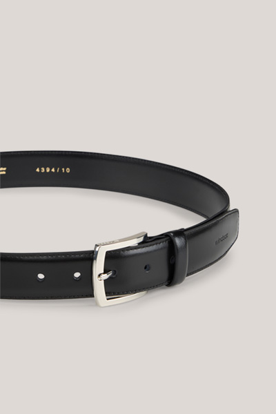 Black leather belt