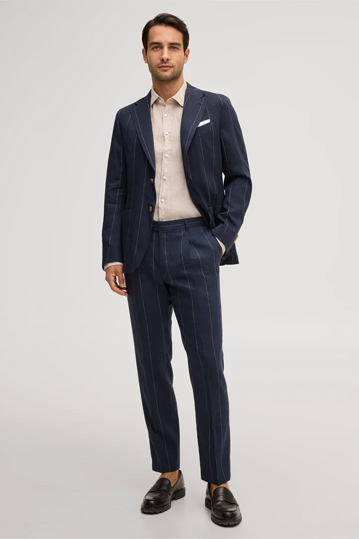 Führt zu Produktdetailseite „Leinenmix-Baukasten-Hose Silvi mit Schurwolle in Navy mit Nadelstreifen"