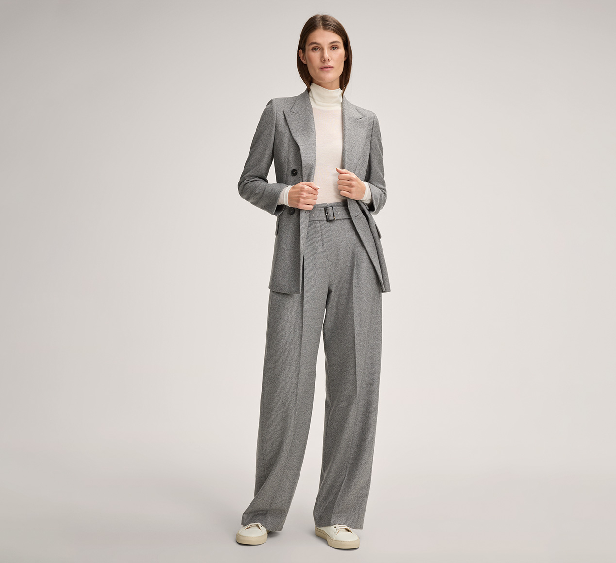 windsor. presents the product Double-breasted Wool Blazer in Grey from the category Online exclusive