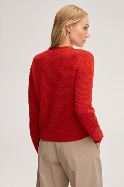 Pull en cachemire rouge