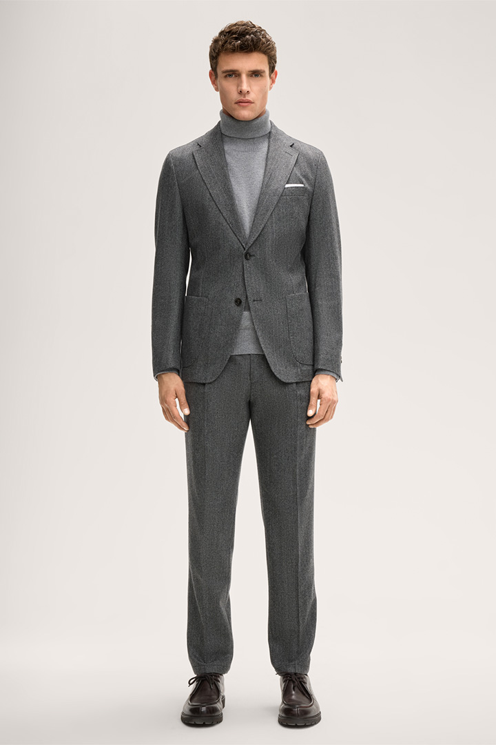 Leads to look detail page “Giro-Silvi Wool Blend Modular Suit in Anthracite Herringbone”