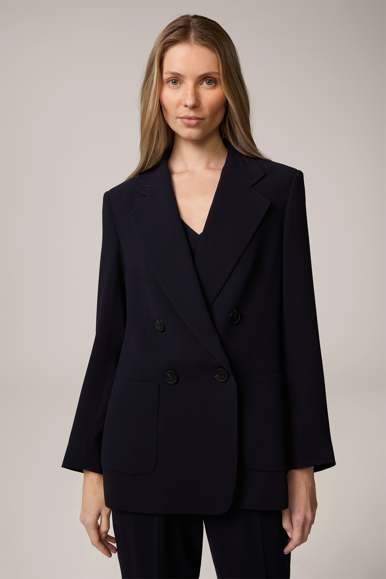 Crêpe Double-breasted Blazer in Navy