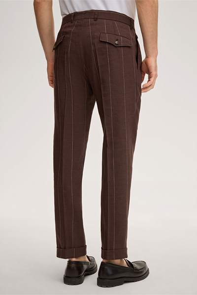 Schurwollmix-Baukasten-Hose Sapo mit Leinen und Bundfalte in Bordeaux Rot mit Nadelstreifen