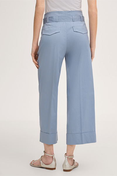 Light blue stretch cotton culottes with pleats on the waistband