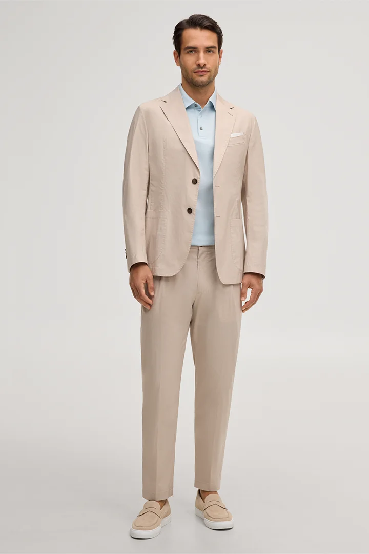 Führt zu Produktdetailseite „Baumwollmix-Baukasten-Hose Flomo mit Bundfalte in Beige"