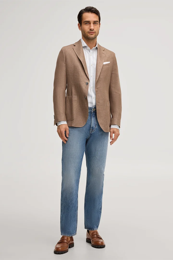 Leads to product detail page "Rome jeans in navy wash"