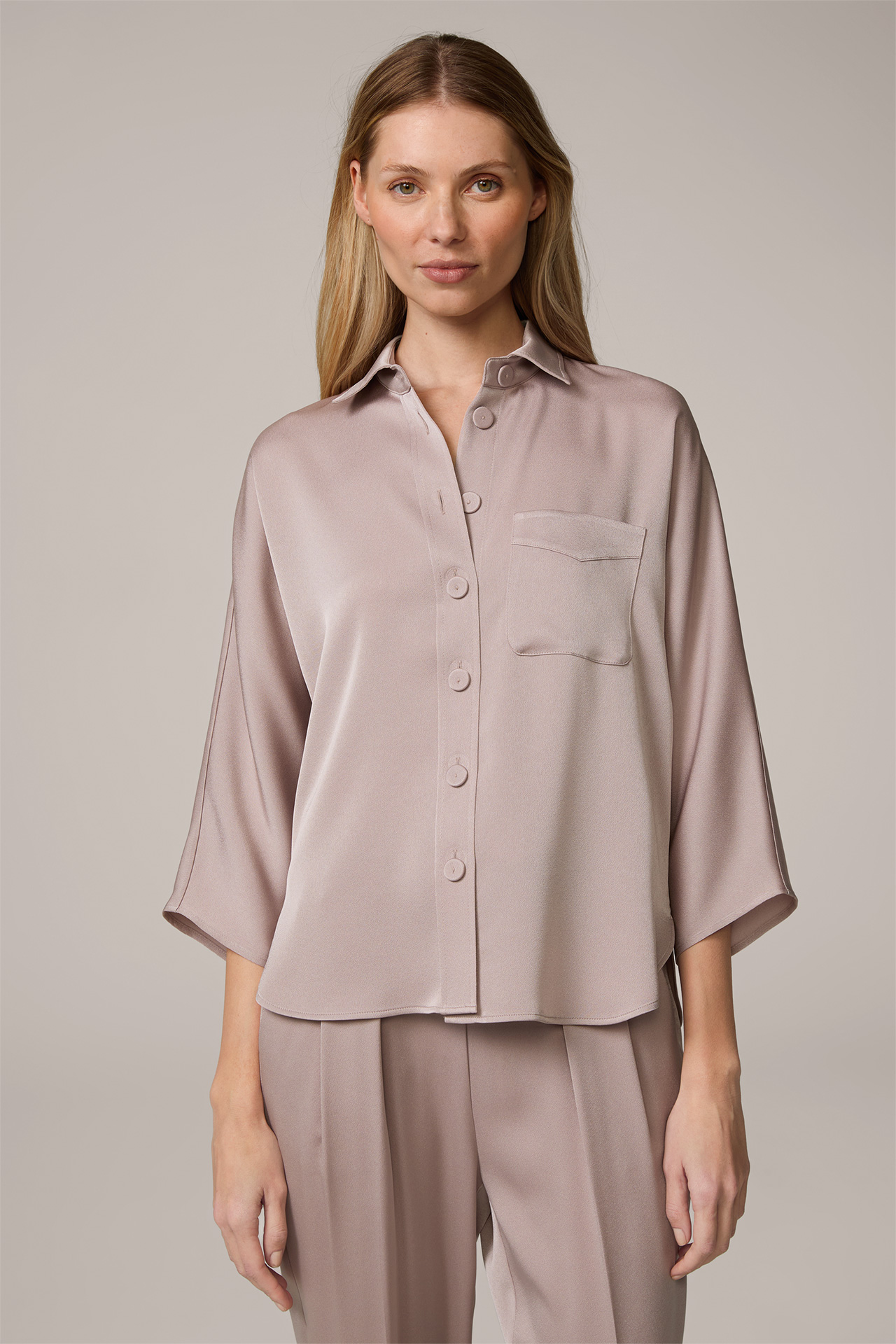 Crêpe Blouse with Shirt Collar, Oversized, in Taupe
