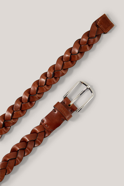 Führt zu Produktdetailseite „Ledergürtel in Braun"