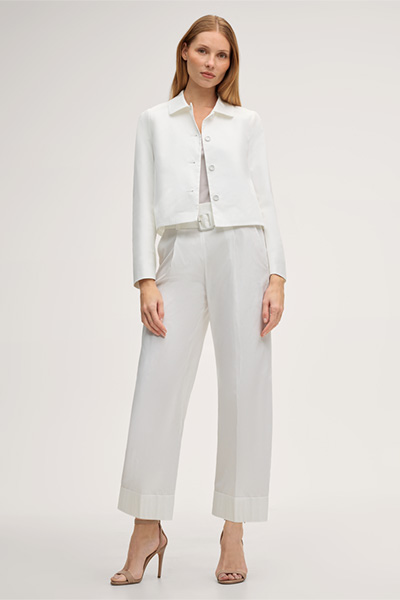 Baumwollstretch-Blazer-Jacke mit Umlegekragen in Ecru