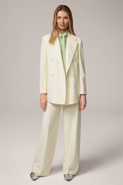 <p><strong>Shop the look:</strong><br> Virgin wool pant suit in cream</p>