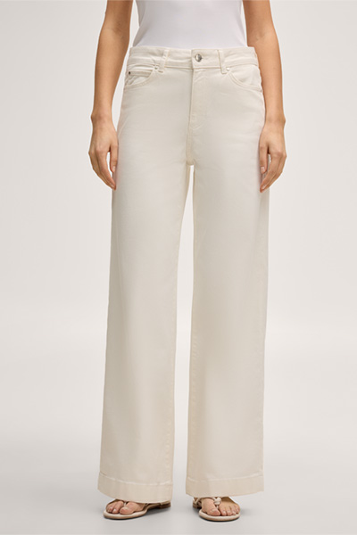 Leads to product detail page "Five-pocket palazzo jeans in white"