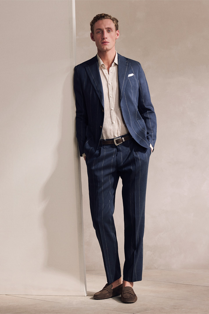 Führt zu Look-Detailseite „Shop the look“