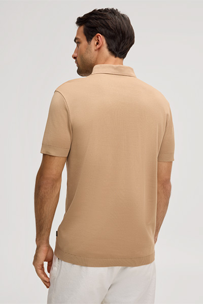 Führt zu Produktdetailseite „Baumwoll-Polo Floro in Camel"
