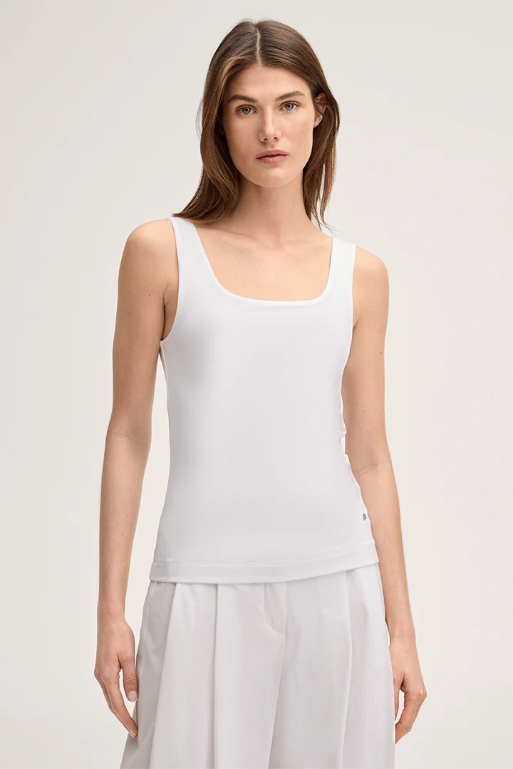 Führt zu Produktdetailseite „Tencelstretch-Top in Weiß"