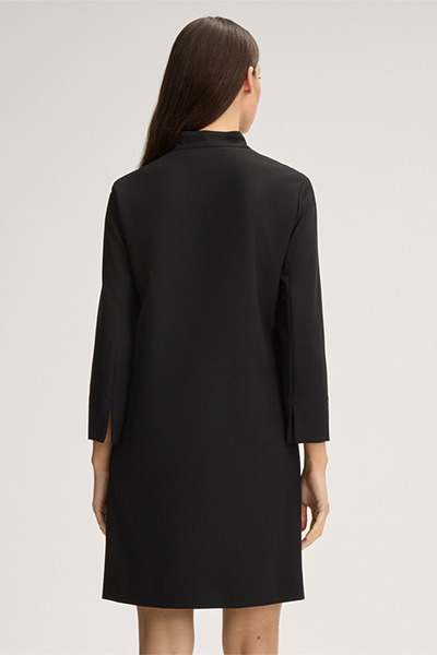 Crêpe-Kleid in A-Linie in Schwarz