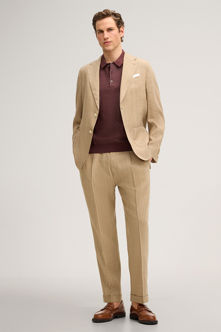 Führt zu Produktdetailseite „Schurwollmix-Baukasten-Hose Sapo mit Leinen und Bundfalte in Beige mit Nadelstreifen"