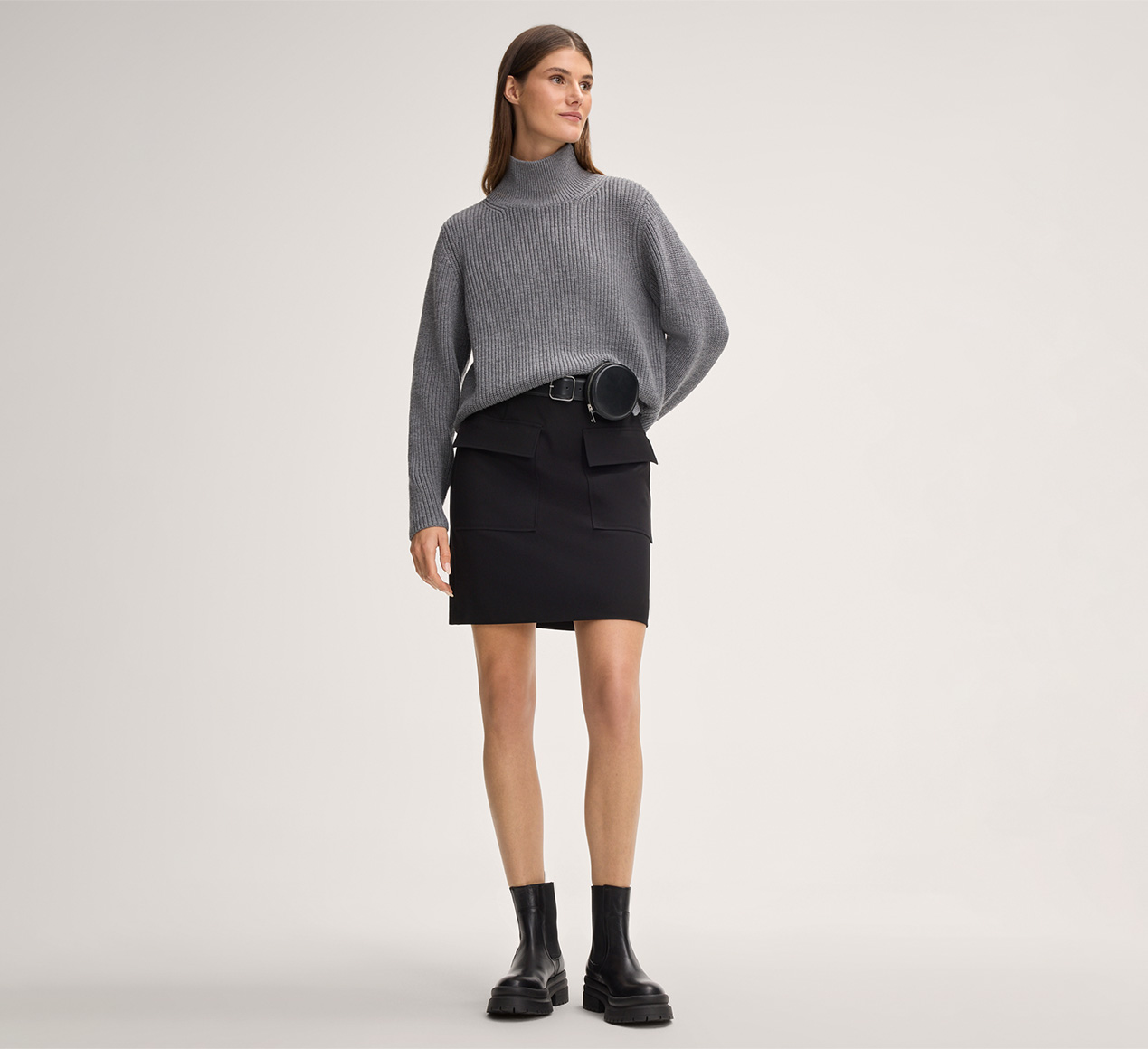 windsor. presents the product Mini Boot Crêpe Skirt in Black from the category Skirts