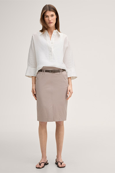 Cotton stretch gabardine pencil skirt in taupe