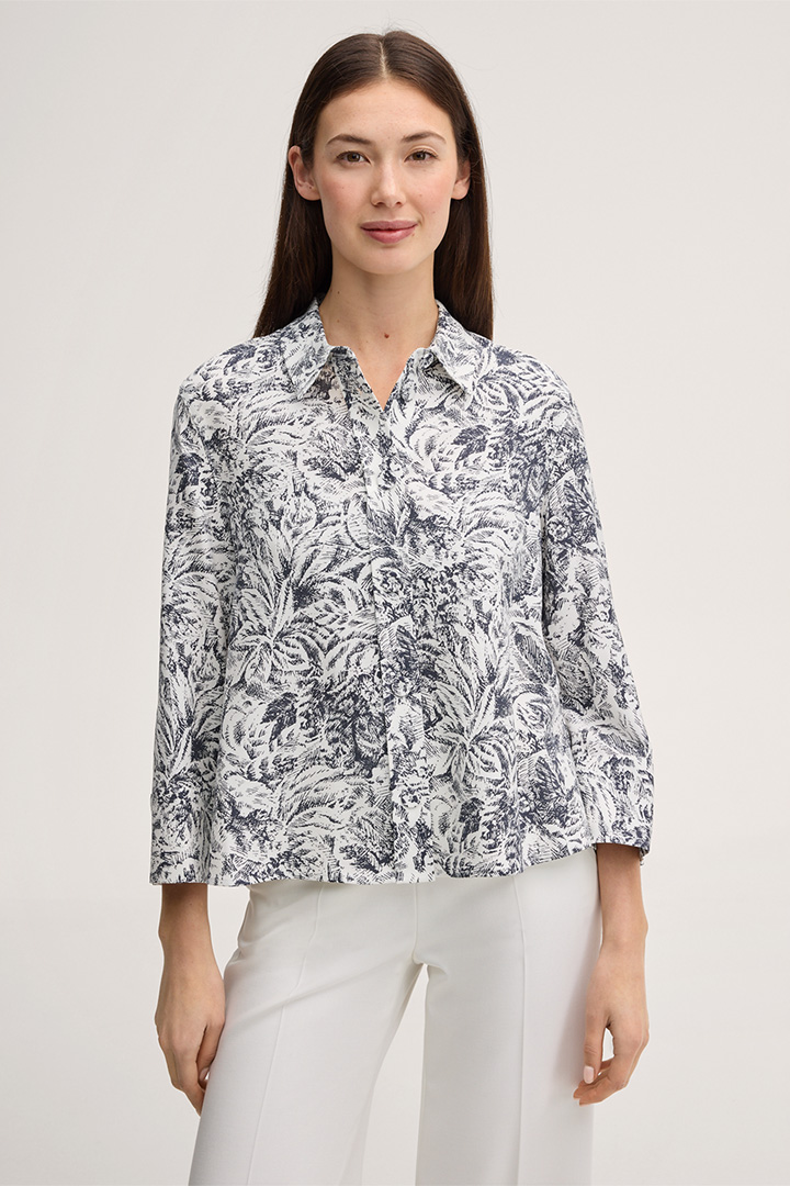 Führt zu Produktdetailseite „Lyocell-Print-Hemdbluse in Navy Ecru"