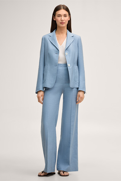 Leads to product detail page "Light blue stretch linen blazer"